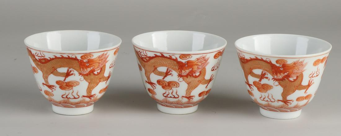 Three rare Chinese porcelain cups with dragon / gold (1 of 4)