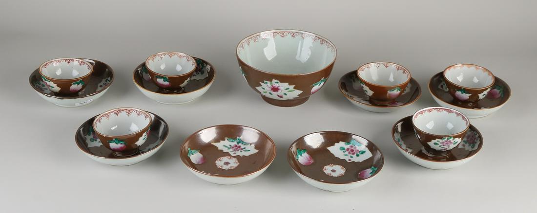 Lot of Chinese porcelain. Consisting of: Eight (1 of 1)