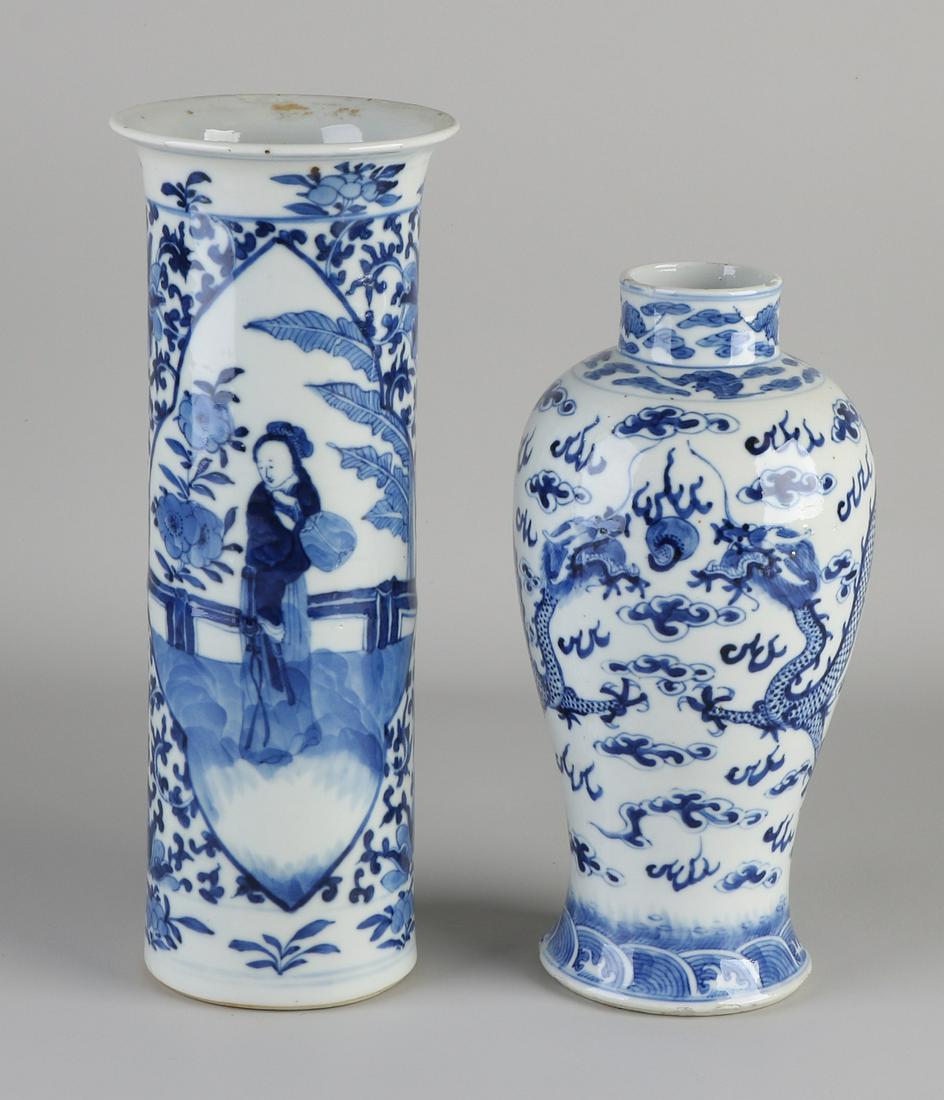 Two antique Chinese porcelain vases with four-character (1 of 2)