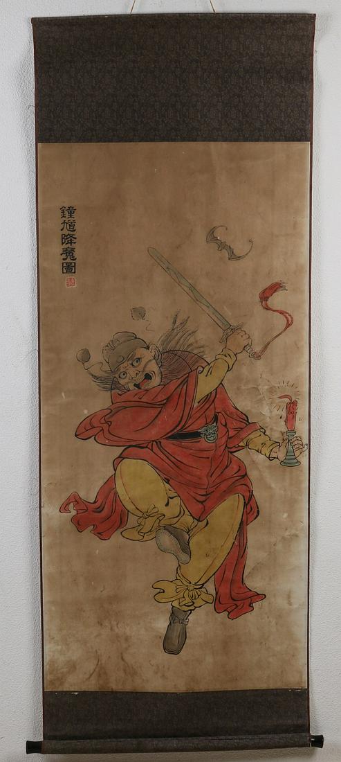 Ancient Chinese scroll painting on paper depicting: Ancient Chinese scroll painting on paper depicting figures. Woodcut? Single folds. Dimensions: H 125 x W 59 cm. In fair / good condition.