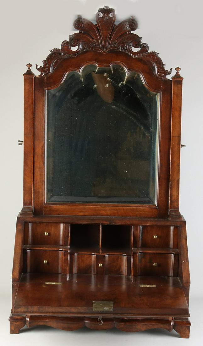 Antique travel secretary: Original antique 18th century travel secretary with mirror, band intarsia and original fittings. England. Dimensions: 96 x 27 x 52 cm. In good condition.