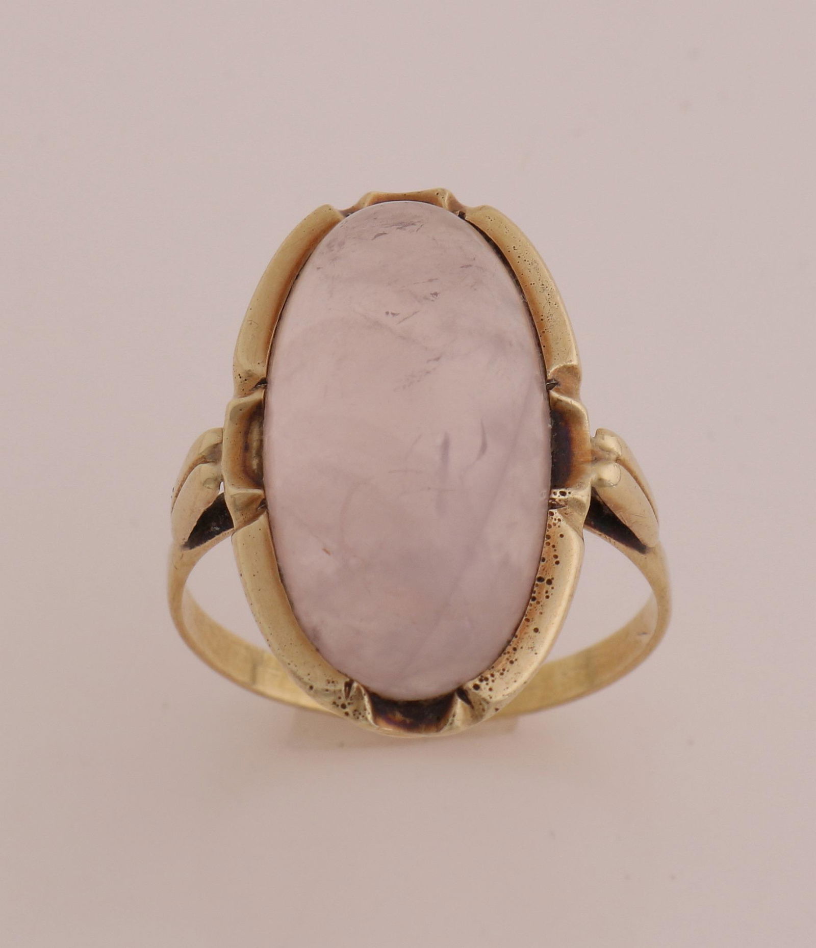 Gold ring with rose quartz (1 of 1)