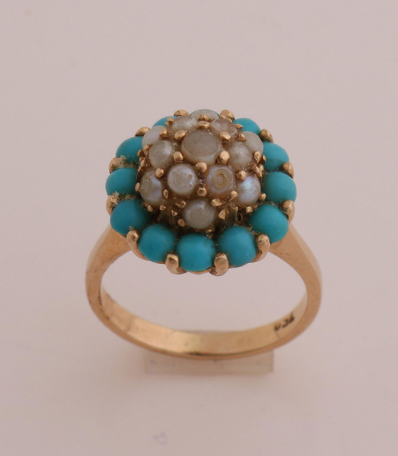 Gold ring with pearl and turquoise (1 of 1)