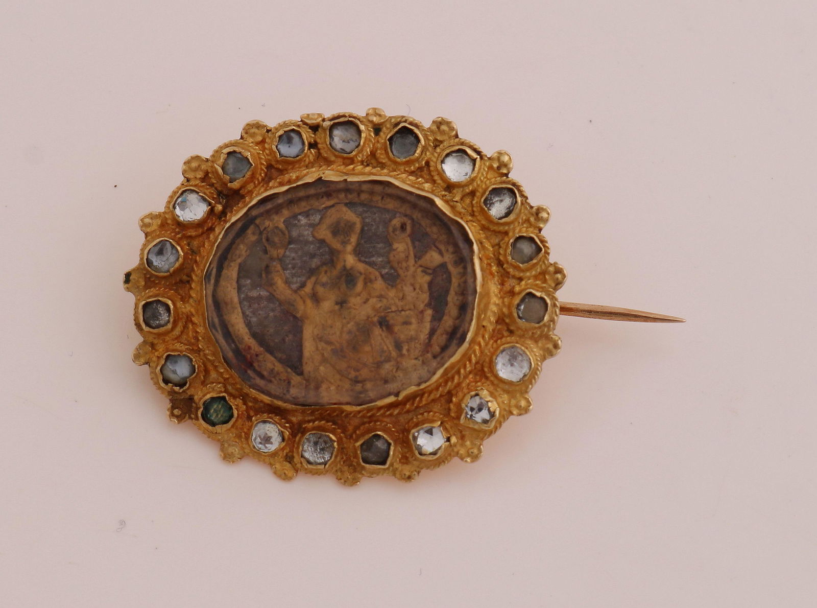 Gold regional brooch (1 of 1)
