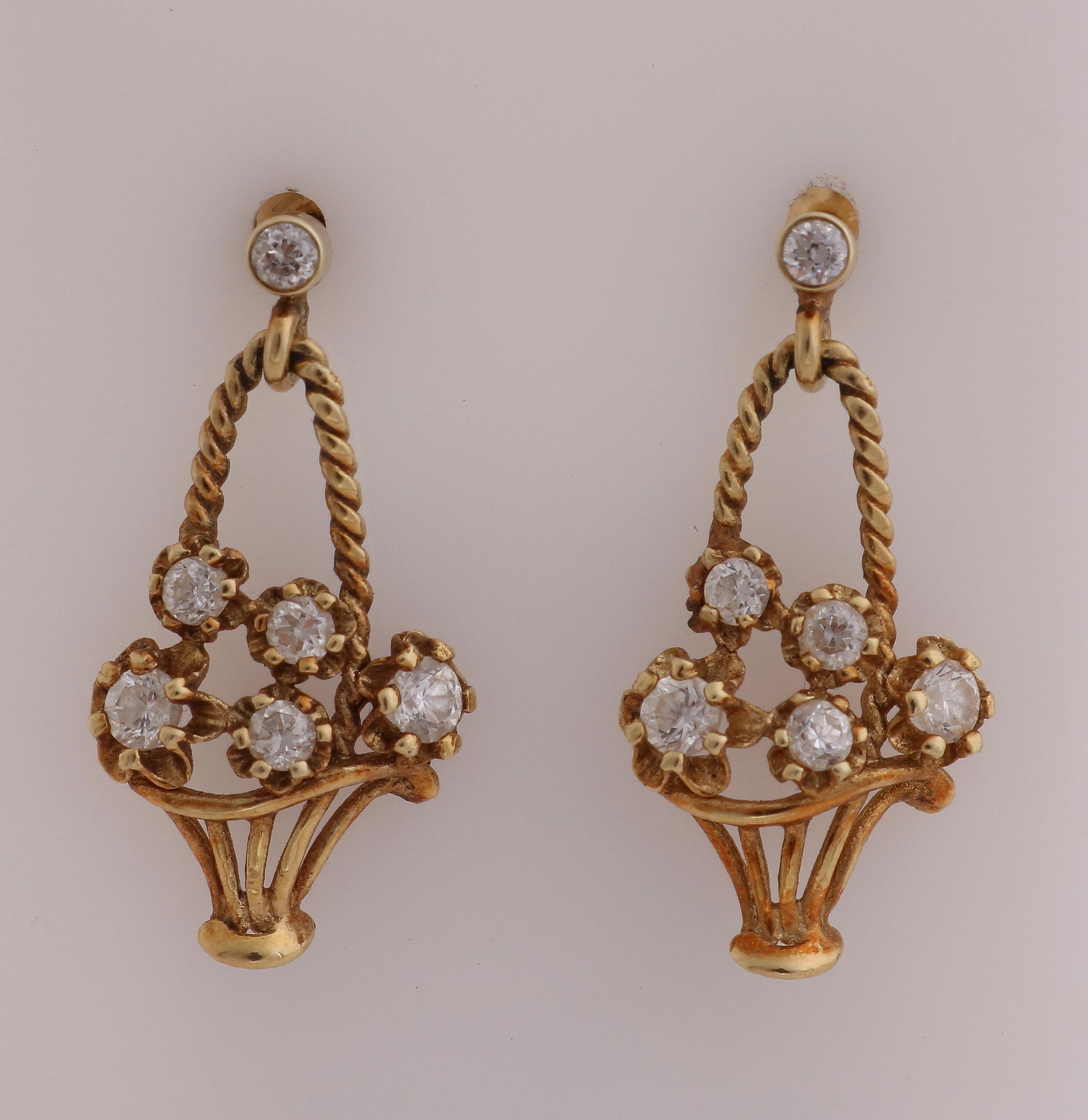 Gold earrings, flower basket (1 of 1)