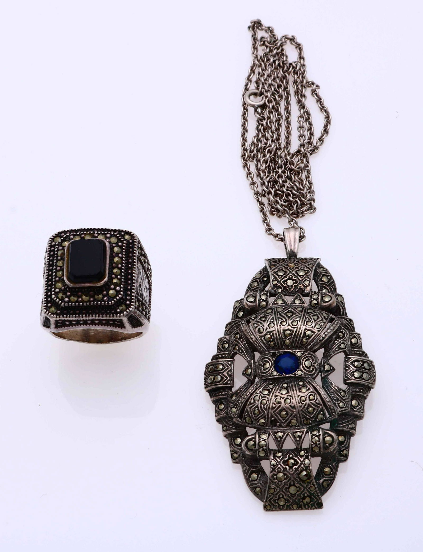 Silver pendant and ring with marquise (1 of 1)