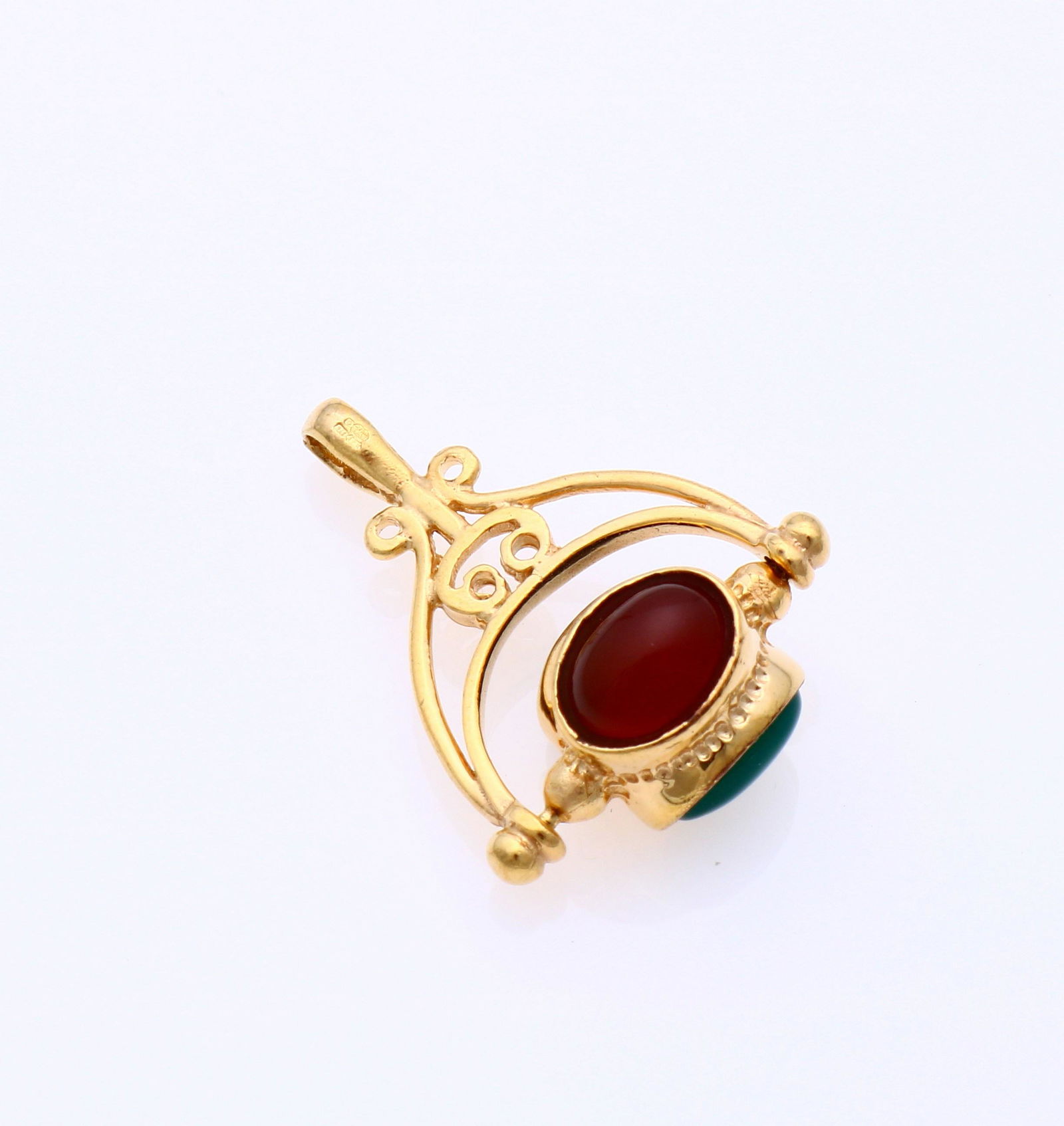 Pendant with gemstone (1 of 1)