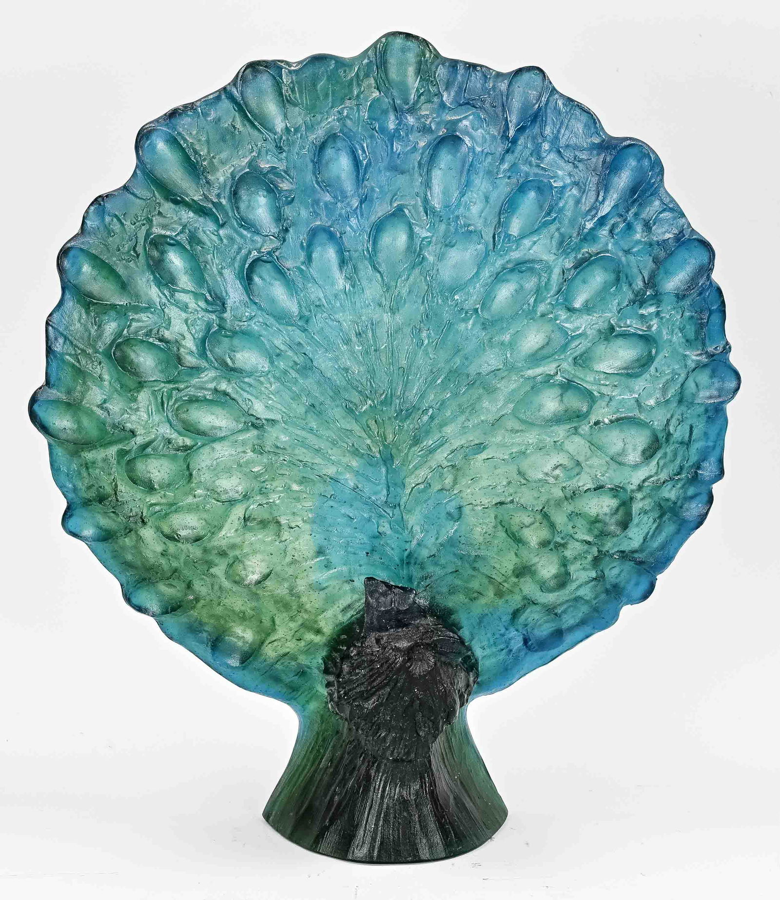 Daum figure, Peacock: Large limited French Daum glass animal figure. Peacock. Colour: blue/green. No. 13/300. Design Guy Petit Fils. Second half of the 20th century. Dimensions: 35 x 32 x 9 cm. In good condition.