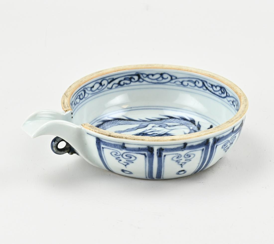 Chinese pitcher Ã˜ 15 cm. (1 of 3)