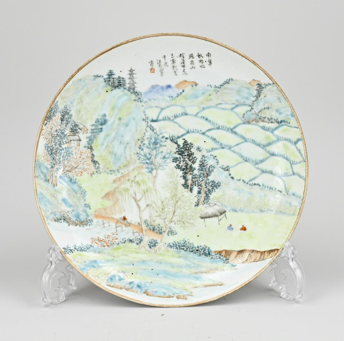 Chinese dish Ã˜ 23.2 cm. (1 of 2)