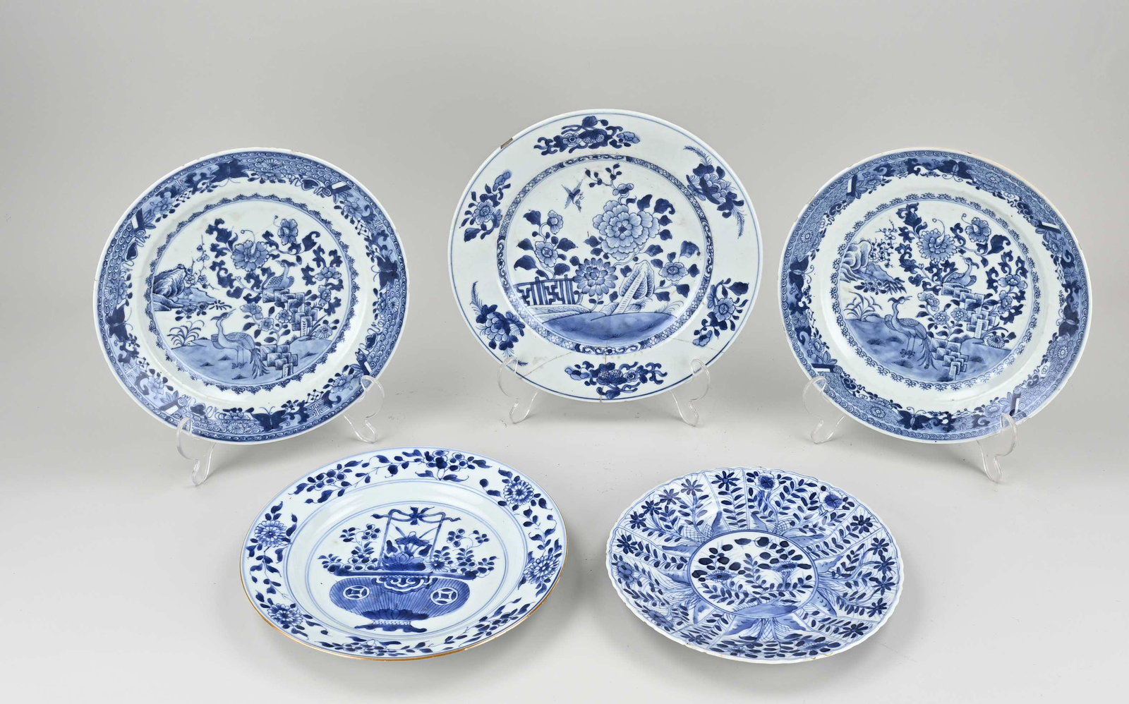 Five Chinese plates Ã˜ 20 - 24 cm. (1 of 1)