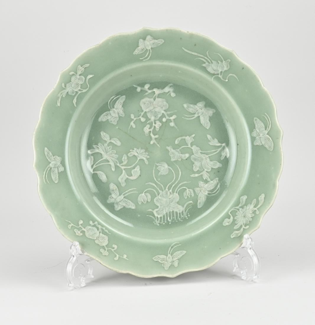 Chinese celadon dish Ã˜ 28.5 cm. (1 of 2)