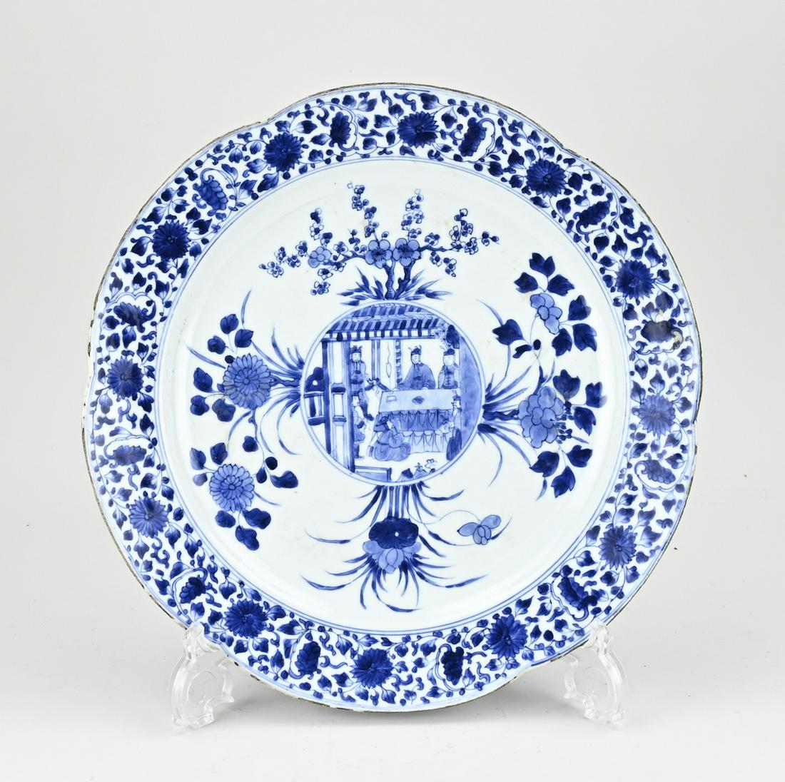 Chinese dish Ã˜ 31.3 cm. (1 of 2)