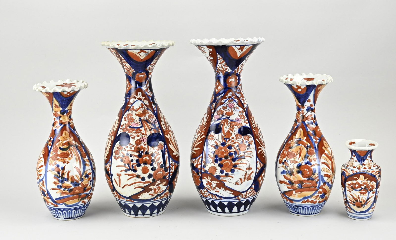 Five Japanese Imari vases (1 of 1)