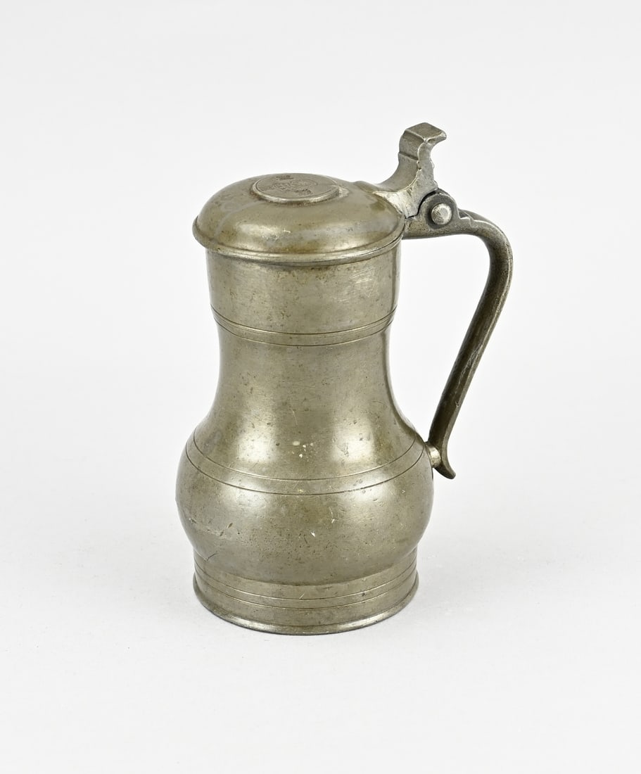 Antique pewter Rembrandt jug (1 of 4)