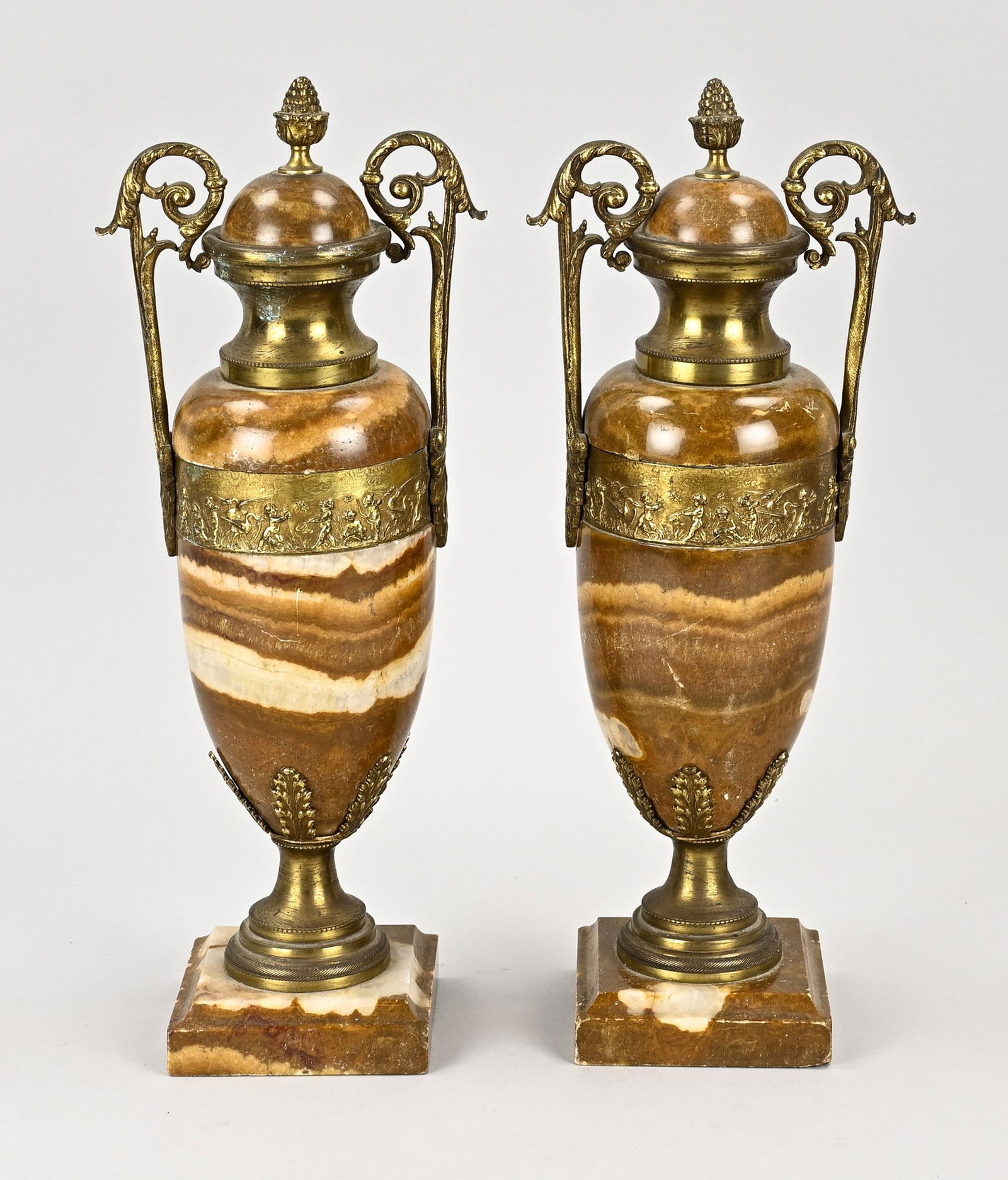 Two antique marble cassolettes, H 36 cm. (1 of 1)