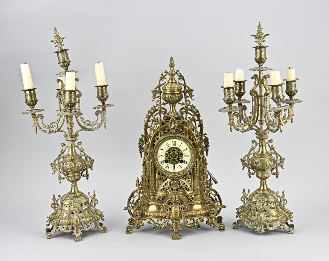 Fan clock set, 1890 (1 of 1)