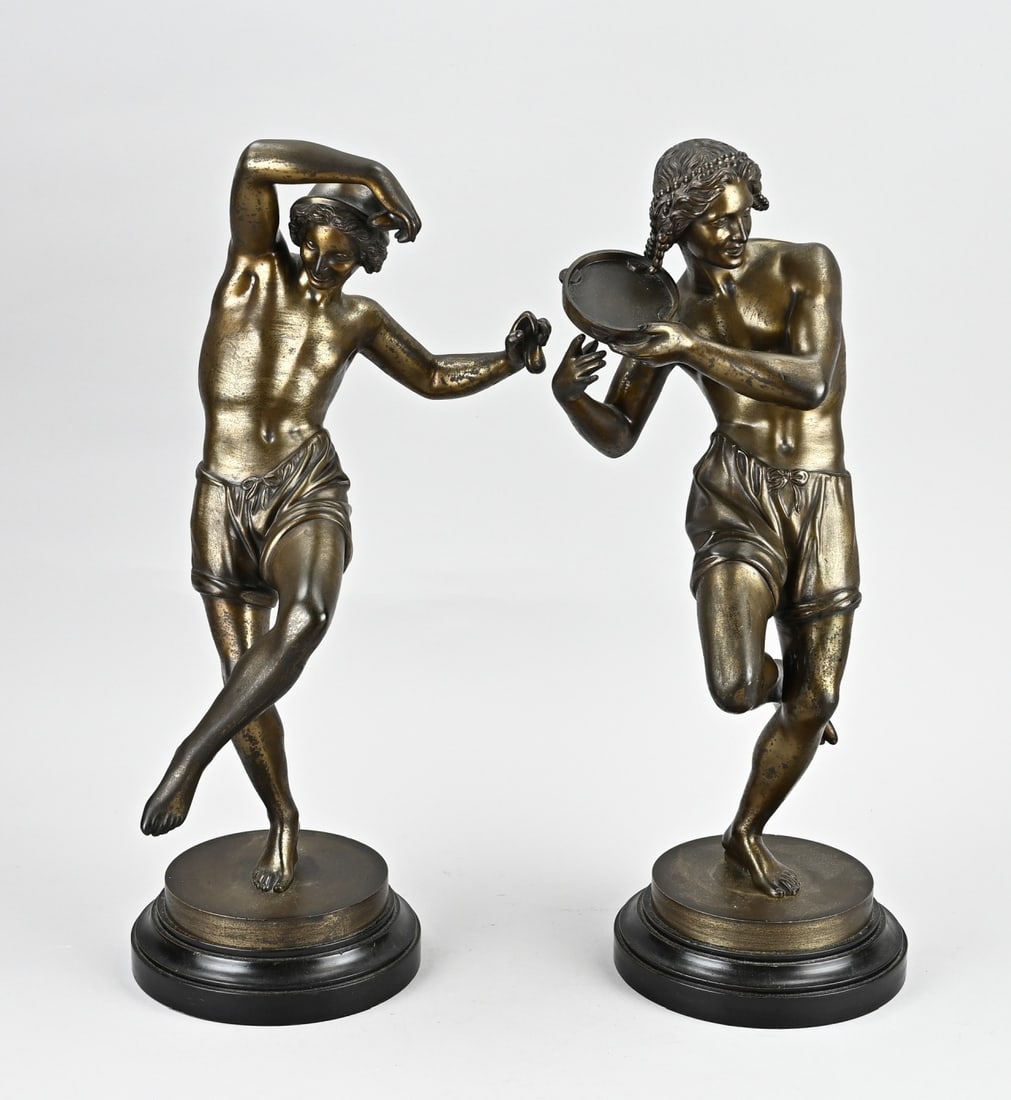 Pair of bronze statues, H 47 - 49 cm. (1 of 2)