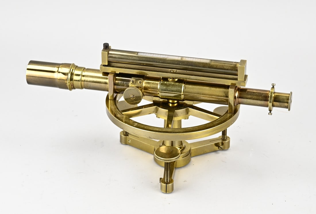 Antique measuring instrument - 2