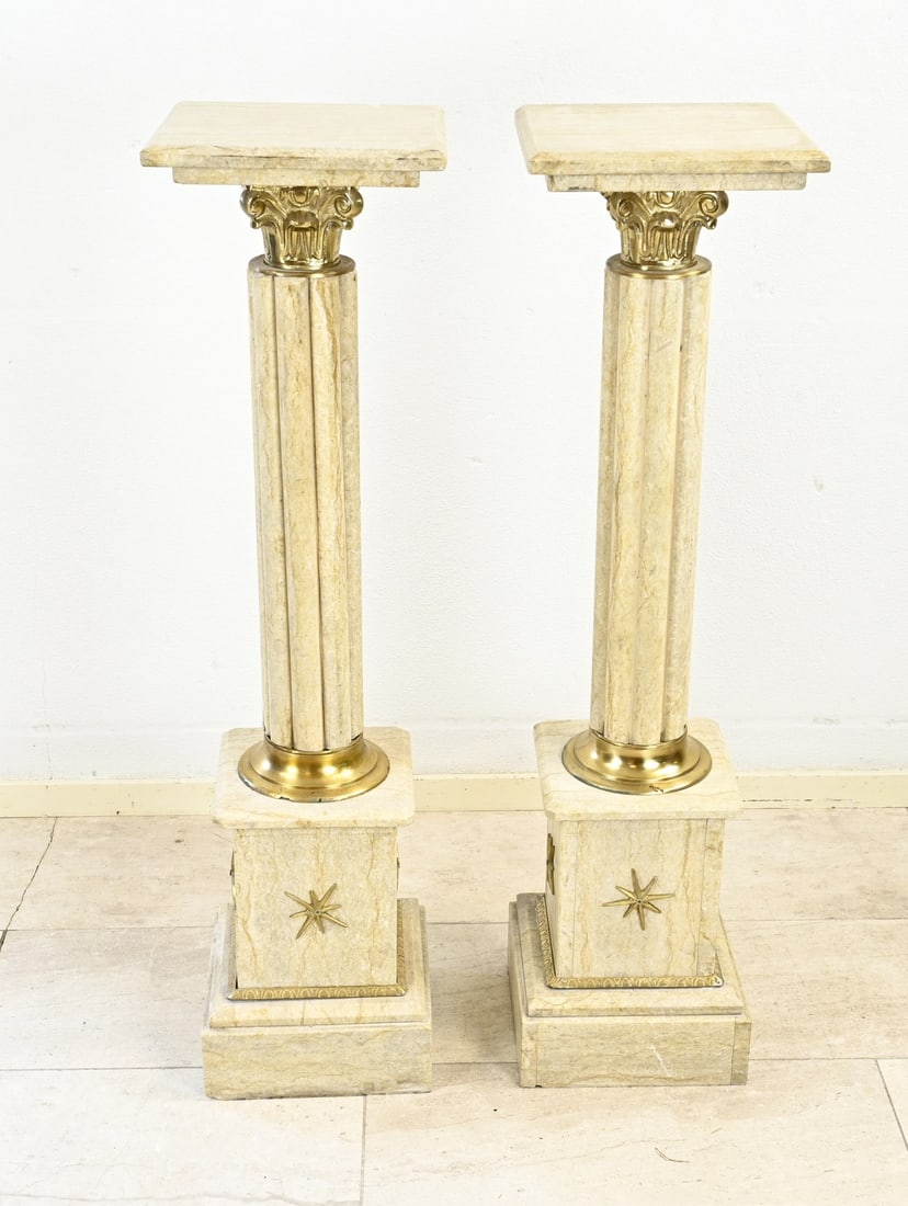 Pair of marble columns: Pair of large marble columns/pedestals with bronze mounts. 21st century. Classicism. Dimensions: 107 x 28 x 28 cm. In good condition.