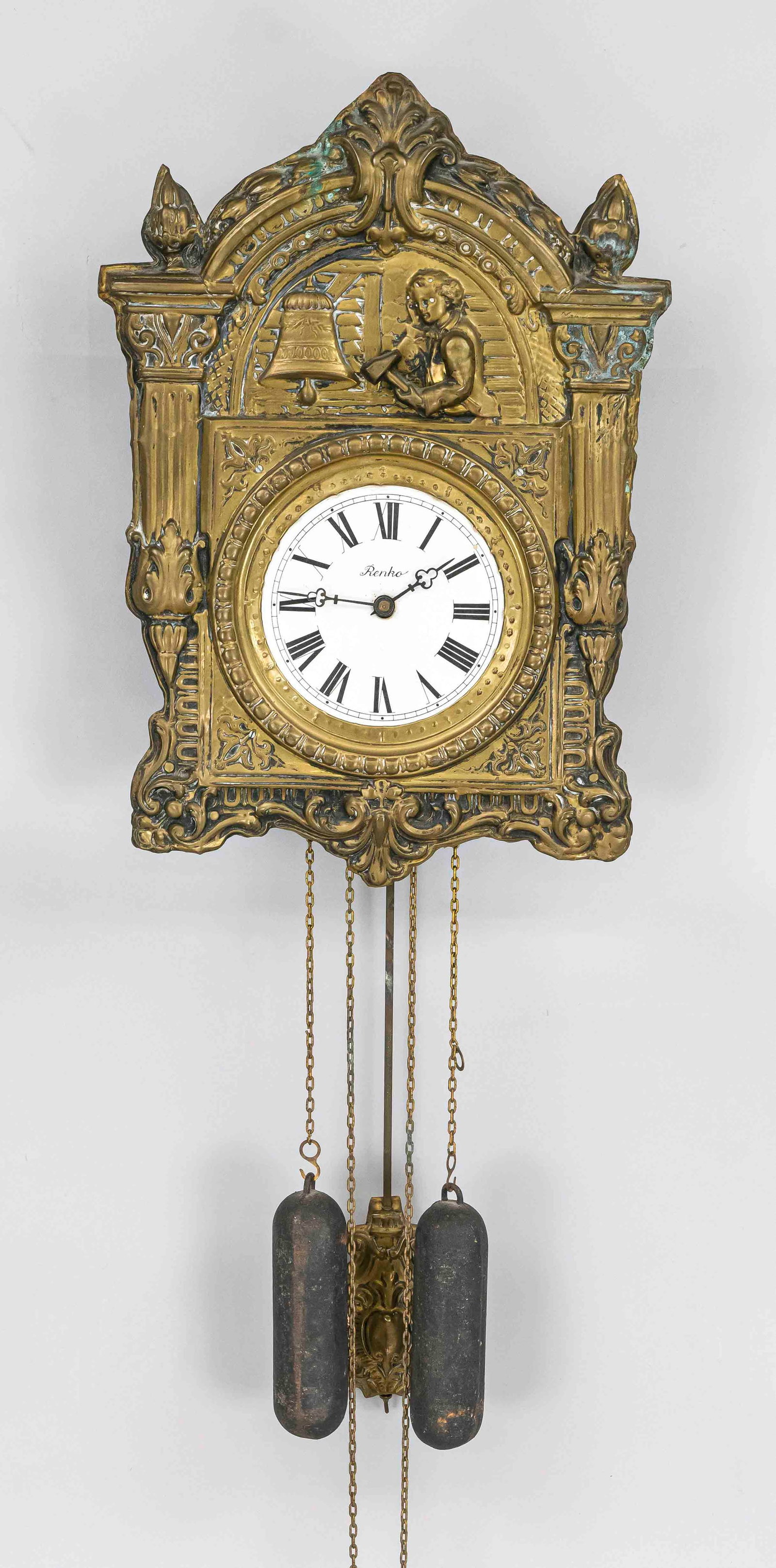 Brass wall clock: Brass French wall clock with half-hour strike + automatic. Arm with hammer moves. 20th century. Dimensions: 49 cm. In good condition.