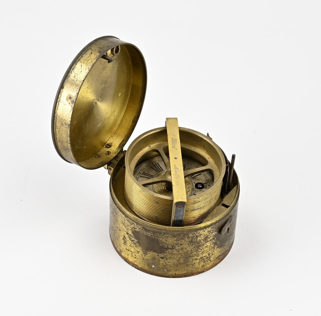 Antique box clock by J. Bürk, 1900: Antique box clock by J. Bürk Multa. No. 40785. Germany. Circa 1900. Night watchman's clock. Not tested. No key. Dimensions: Ø 10.7 cm. In reasonable/good condition.