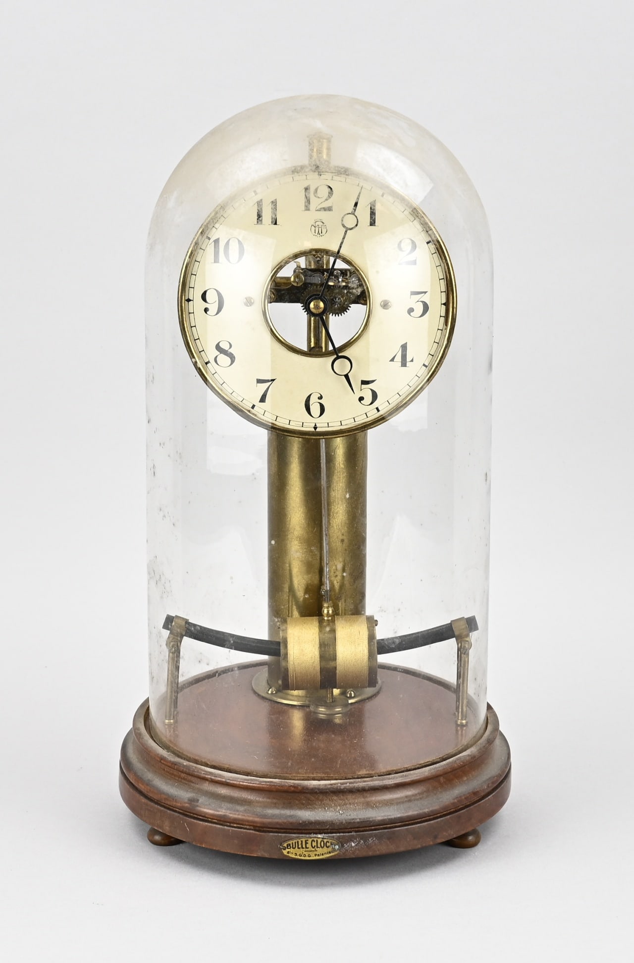 Pendulum under bell jar - 2