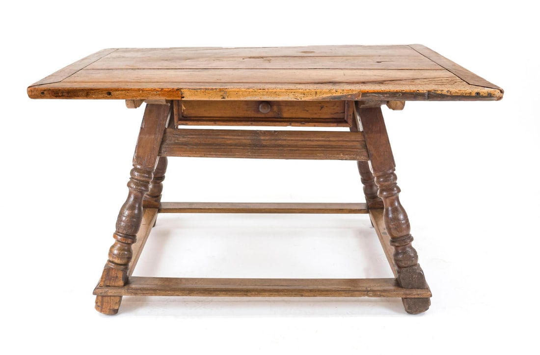 Dining table (walnut) - 2