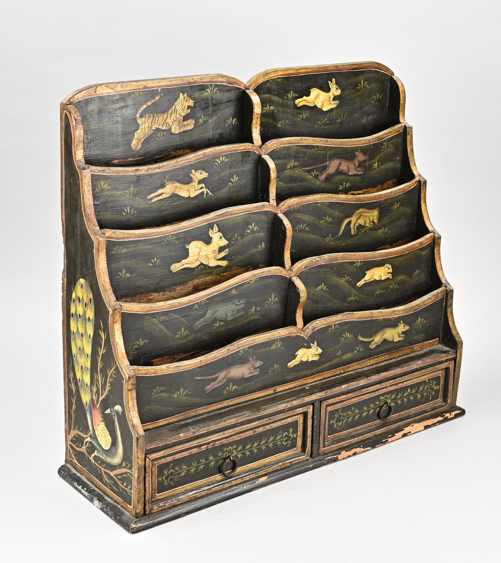 oriental reading holder: Large oriental teak magazine rack with drawers, with original polychromy. 20th century. Dimensions: 47 x 50 x 17 cm. In good condition.