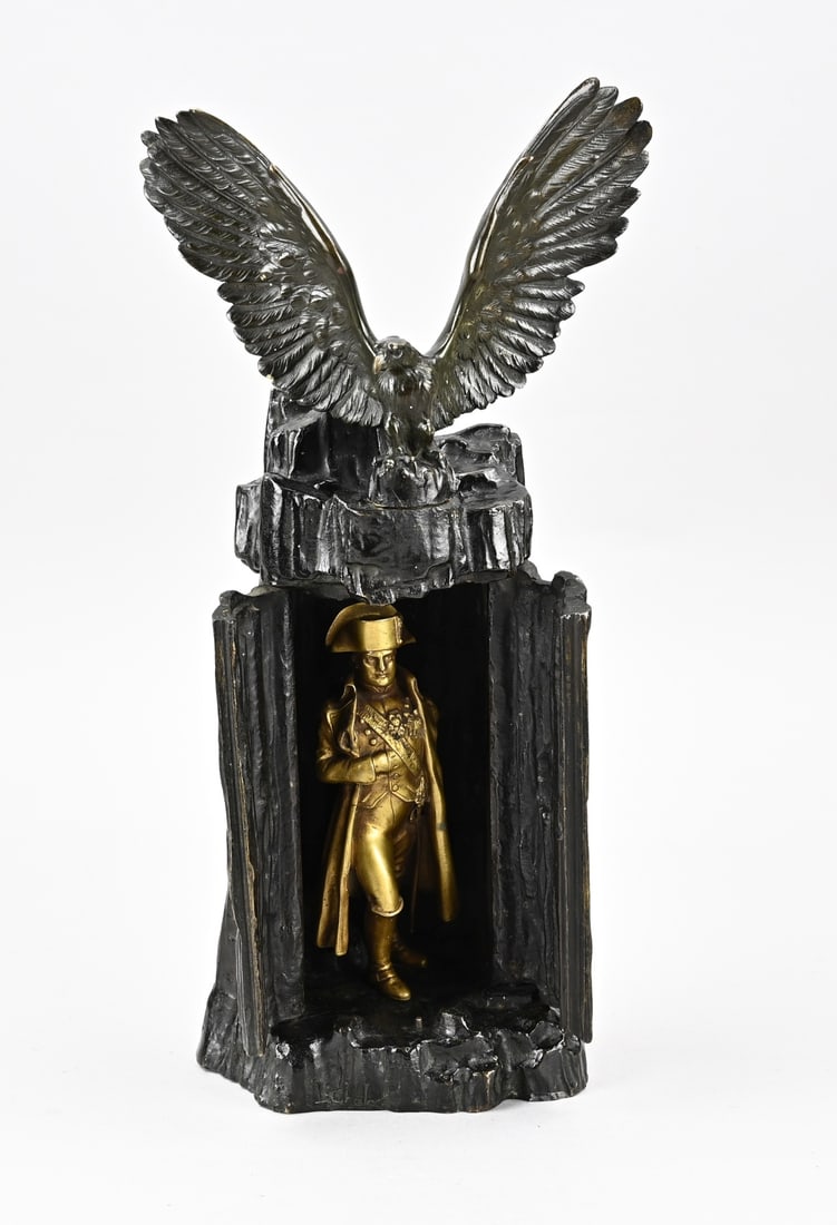 Louis Chalon, Tomb of Napoleon Bonaparte: Louis Chalon. 1866 - 1940. Bronze tomb of Napoleon Bonaparte. Doors spring open with spring mechanism on button push. Dimensions: H 38 cm. In good condition.