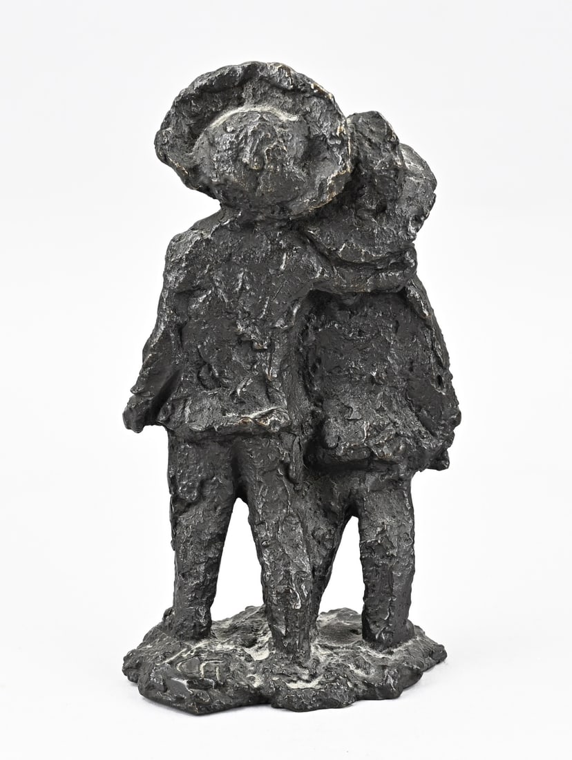 Monogram CF, Two children with hat - 2