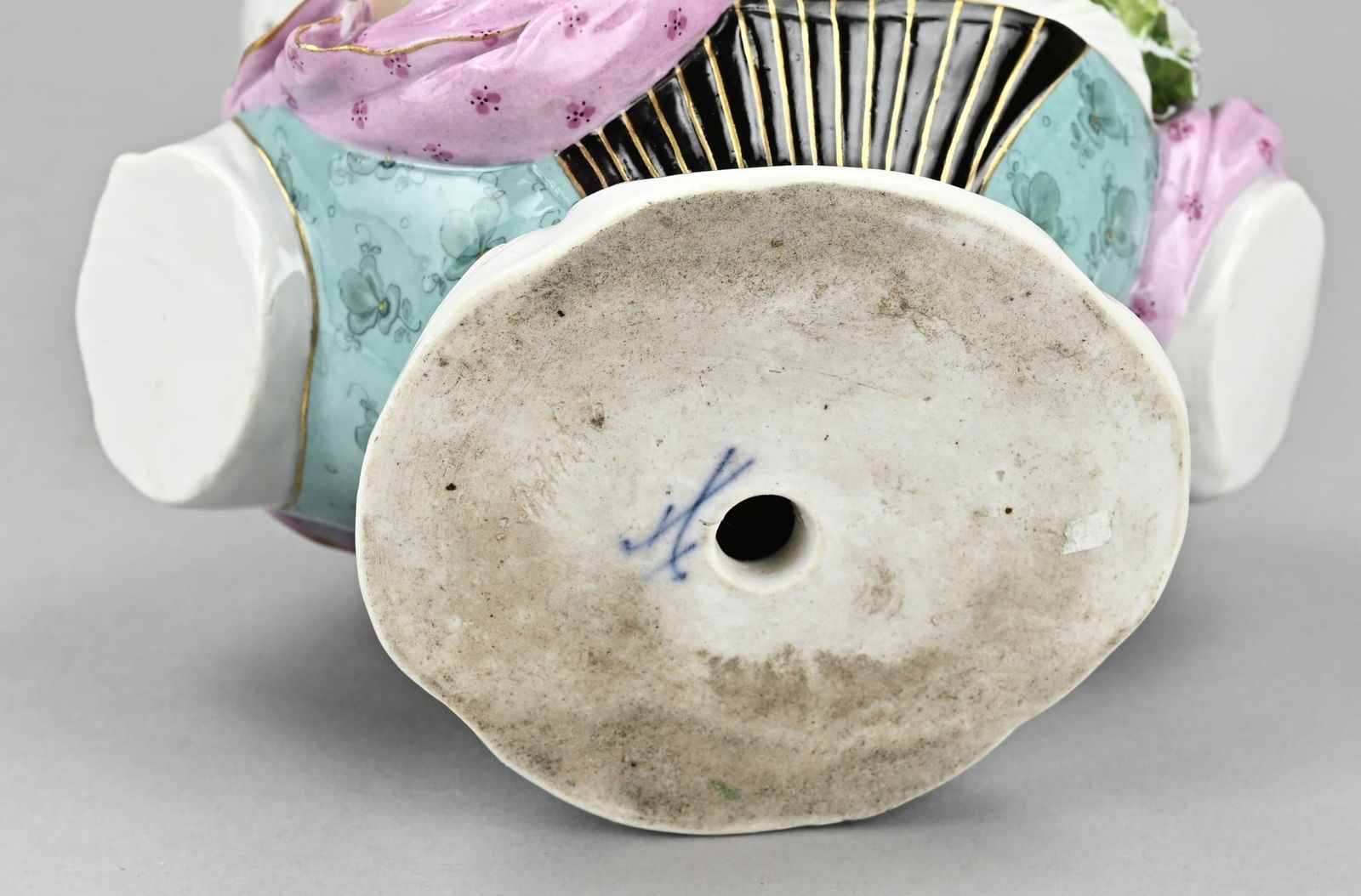 Meissen bust, 1900 - 3