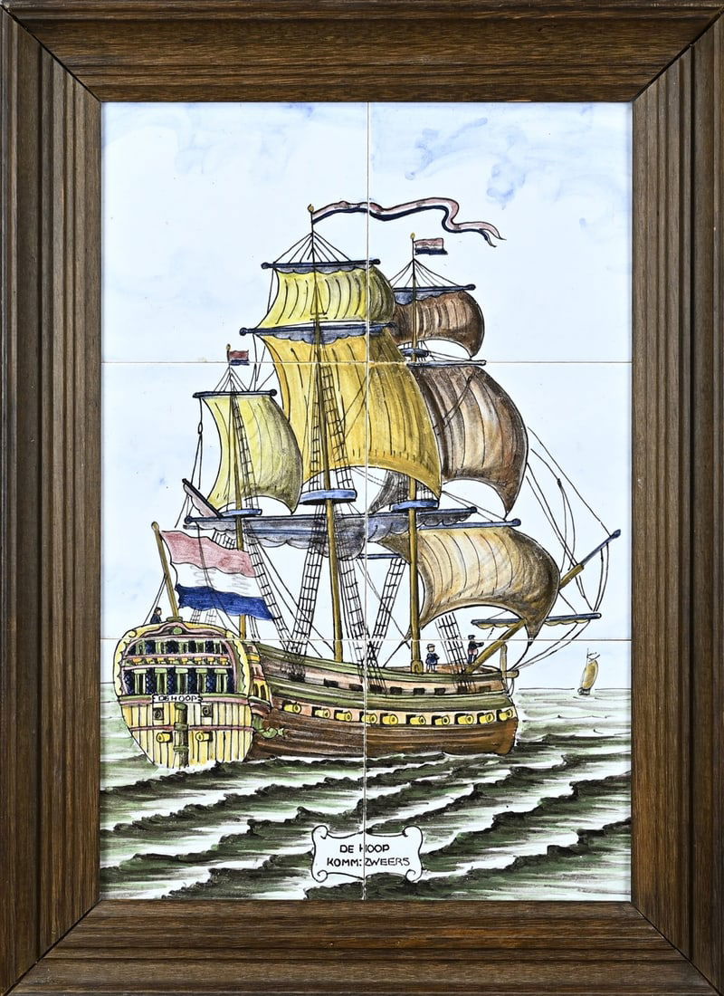 6-Pass tile tableau, Three-master: 6-Pas tile tableau in oak frame. Polychrome. Painted with three-master ship 'de Hoop'. 20th century. Dimensions: 47 x 34 cm. In good condition.