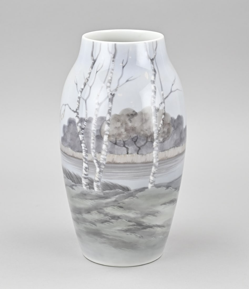Bing & Gröndahl vase, H 29 cm.: Bing & Gröndahl porcelain vase with landscape decoration. 20th century. Dimensions: H 29 cm. In good condition.