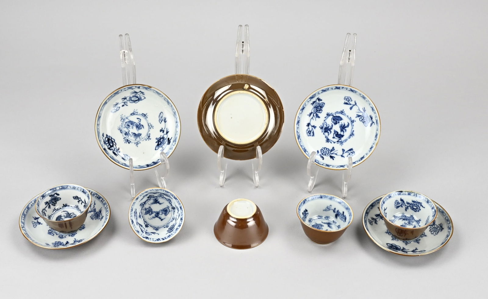 Lot of Capuchin cups + saucers (1 of 1)