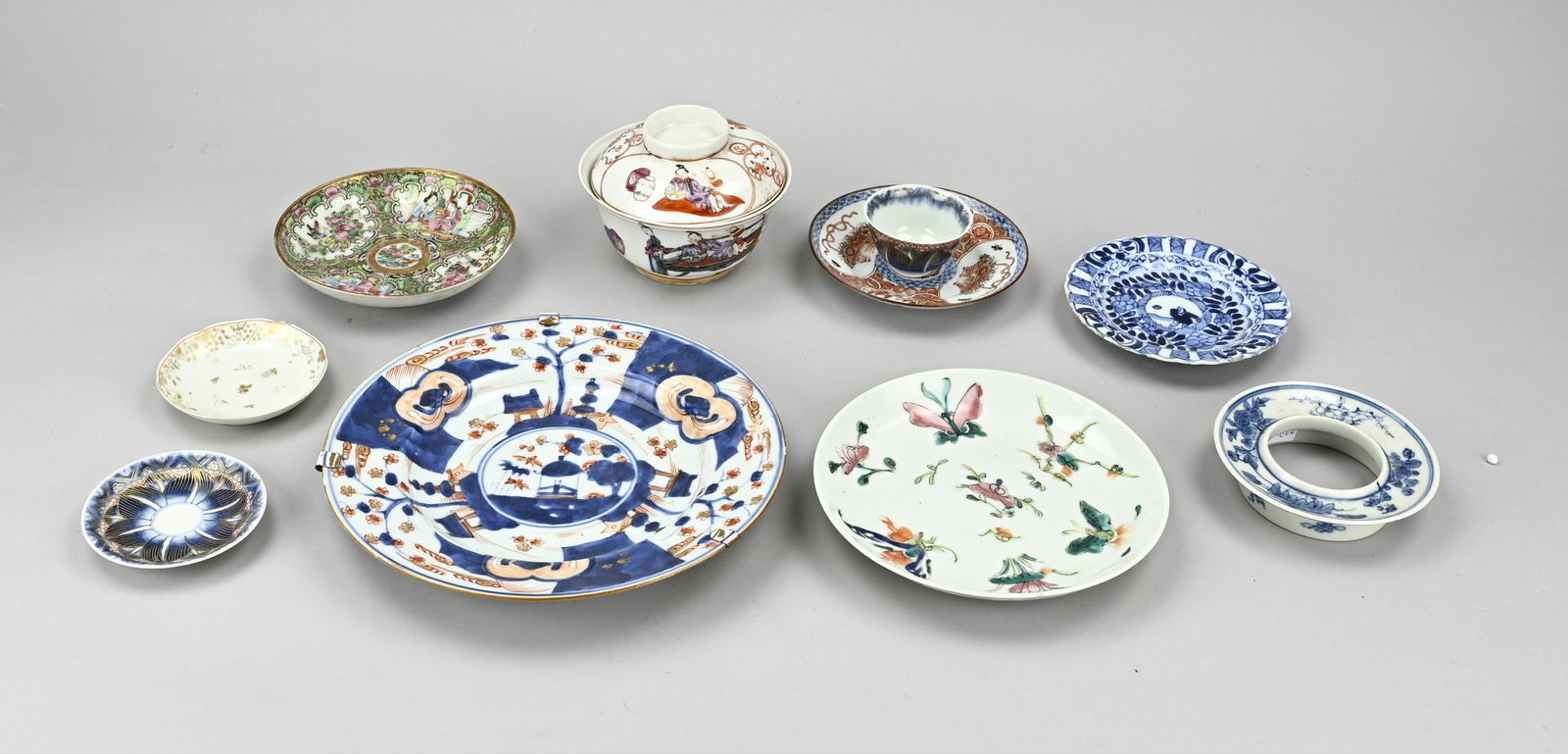 Lot of various Chinese porcelain (10x) (1 of 1)