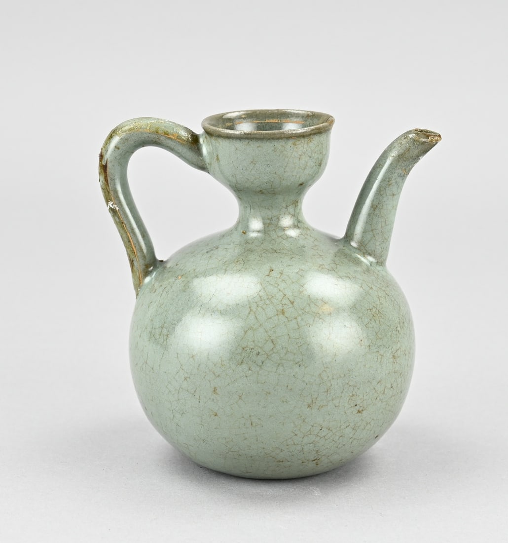 Chinese jug, H 12.3 cm.: Chinese porcelain celadon Sung jug with green glaze. Dimensions: H 12.3 cm. In good condition.