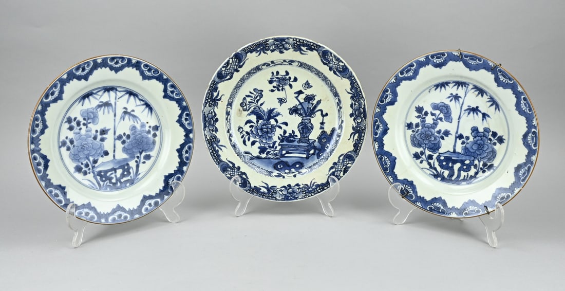 3x Chinese plate Ø 22.5 - 24 cm. (1 of 2)