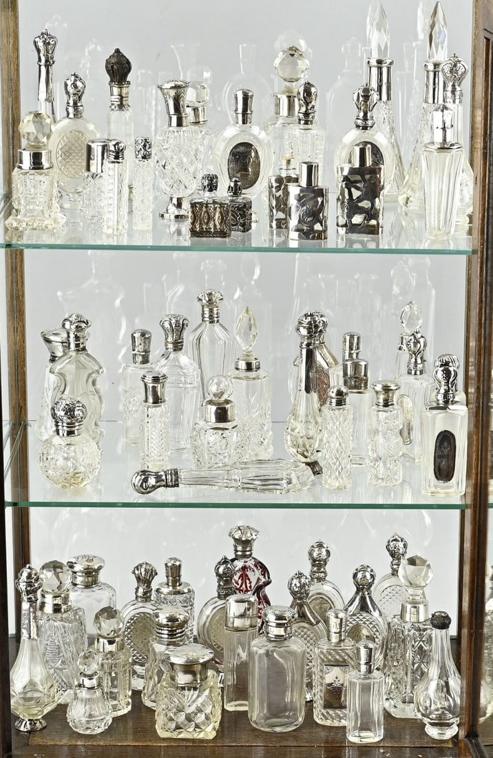 Display cabinet - 2
