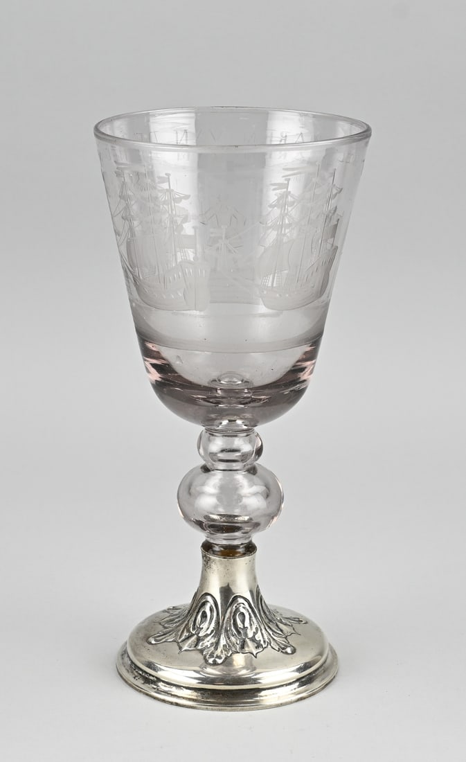Goblet on silver base - 2