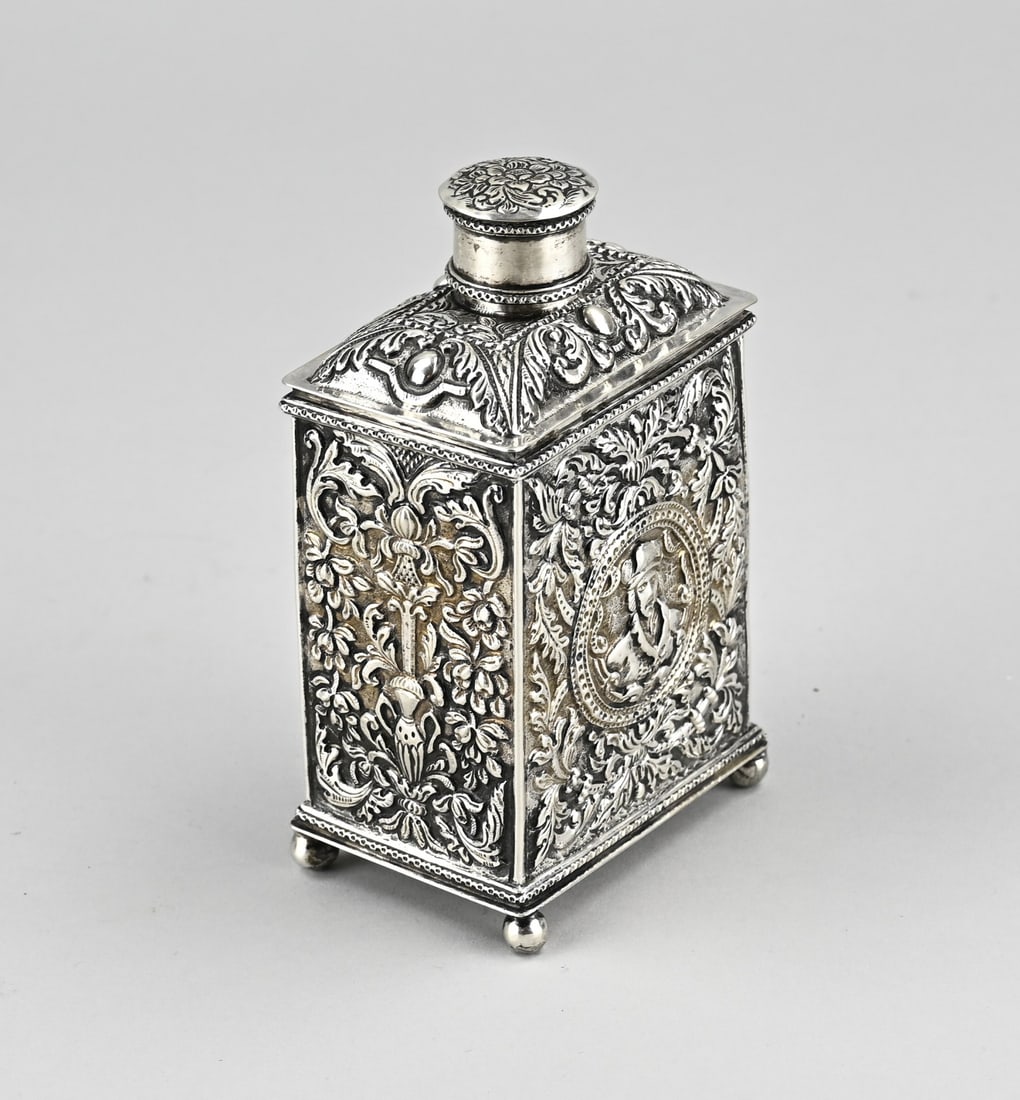 Silver tea caddy with pull-out bottom - 2