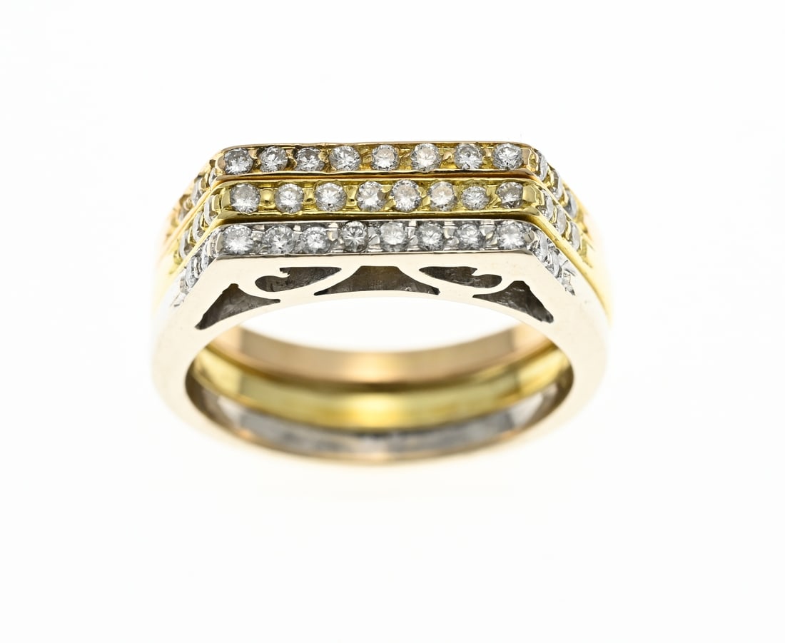 Gold men's ring, tricolour, with diamond: Gold men's ring, 750/000, with diamonds. Ring with a rectangular head with a strip of red, yellow and white gold, all set with a total of 40 brilliant cut diamonds, total approx. 1.00 ct. The sides