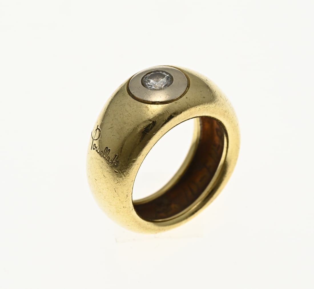 Gold ring pomellato, with diamond: Yellow gold ring, 750/000, Pommelato, ball model with a white gold setting with a brilliant cut diamond, approx. 0.24 IF-VVS-D. FN-A099. ø 49/50. approx. width 10.5 mm. approx. 15.9 grams. Somewhat