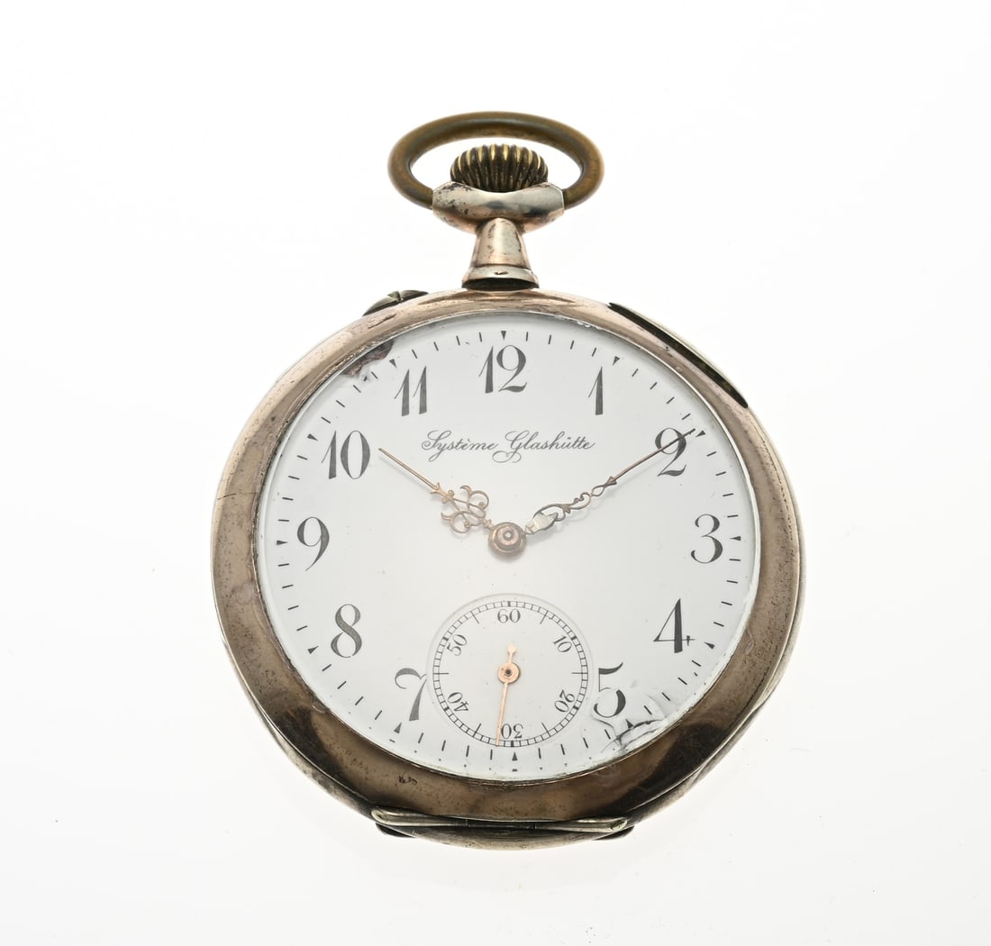 Glashutte pocket watch: Silver Systeme Glashutte pocket watch, 800/000, decorated with a pink border and a richly decorated back cover with floral decoration and shield. ø 50 mm. Working. Small damage to the dial. In good