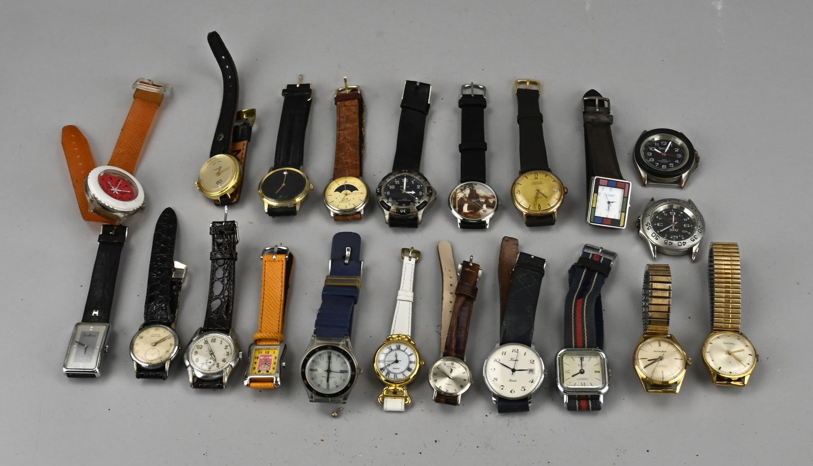 Lot with 20 watches, various models,: Lot of 20 watches, various models, Quartz and mechanical. Guillaume, Paul Maillarde, Viking, Zentra.