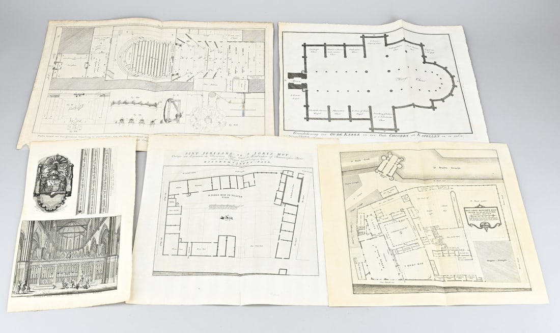 Lot of engravings (5x): Five antique engravings. 16th - 17 - 18th century. 1x Engraving designs The copper gate for the choir of the new church + coat of arms of the new church (Willem Eggert). 1x The grave of the monks'