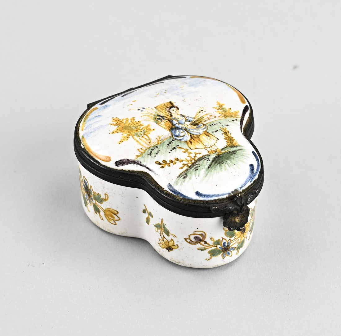 Enamel tabatiere: Signed 18th century French enamel tabatiere with image of peasant woman and floral decoration. With bottom mark F. Dimensions: 6 x 6 x 3.2 cm. In good condition.