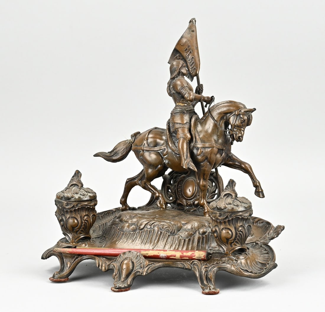 Inkstand, Joan of Arc: Antique French composition metal inkstand with Joan of Arc. Circa 1890. Size: 26 x 25 x 16 cm. In good condition.