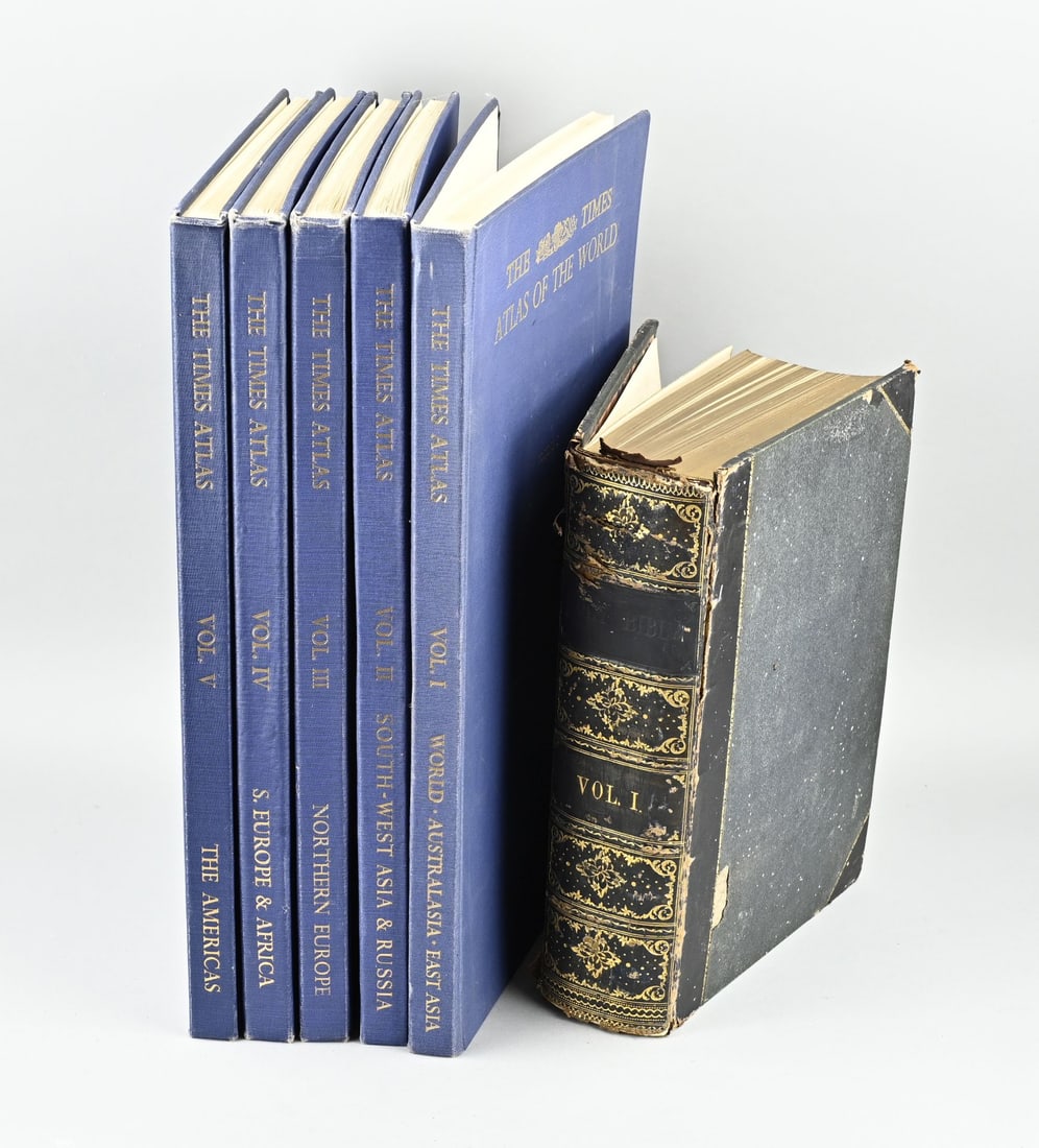 5-part atlas series: Five-part The Times Atlas of the world series. Plus a Family Devotional Bible, produced by The London printiag and publishing company, limited London and New York. Size (atlas): 50 x 31 cm. In good