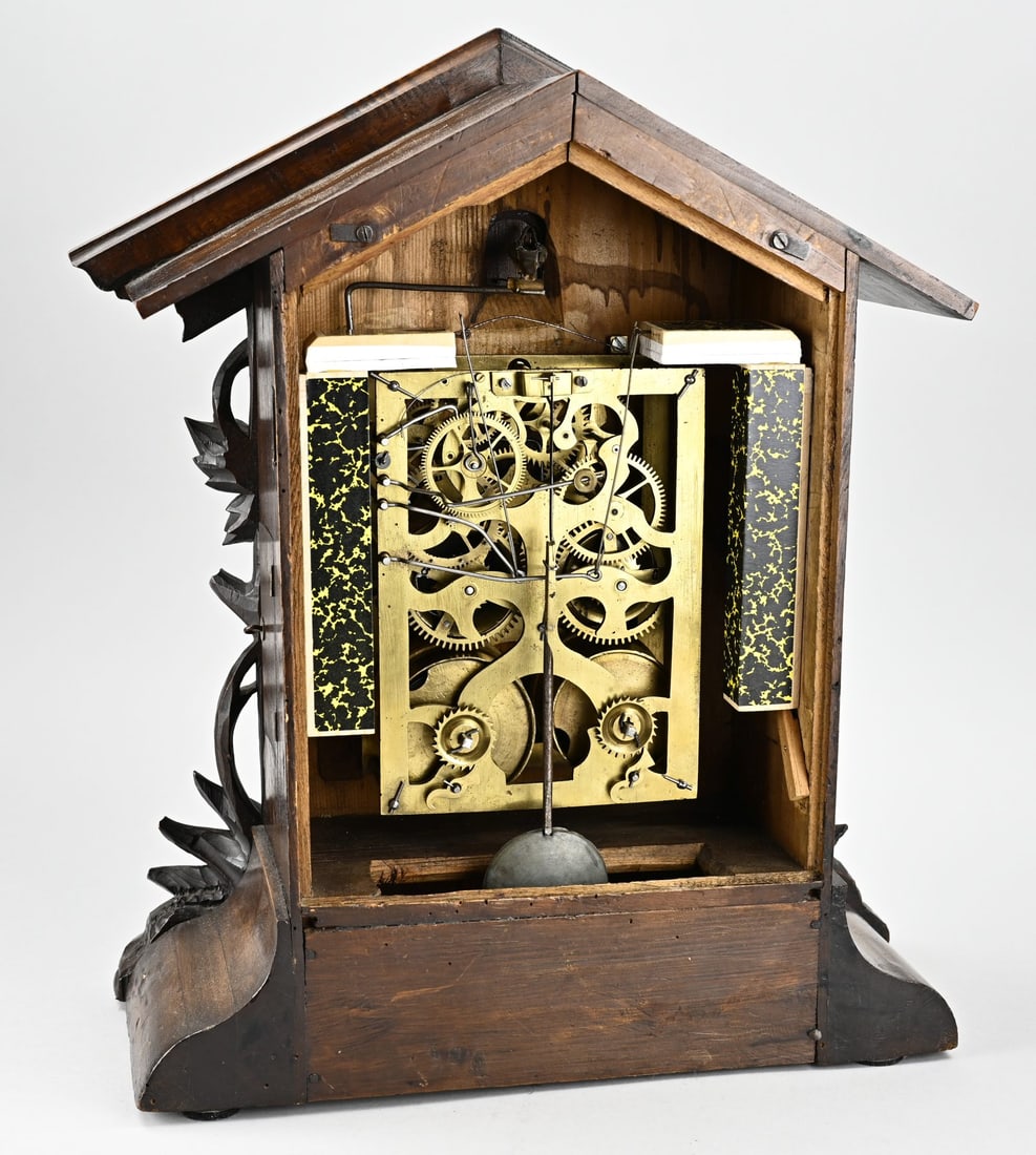 Black Forest cuckoo clock, 1880 - 3